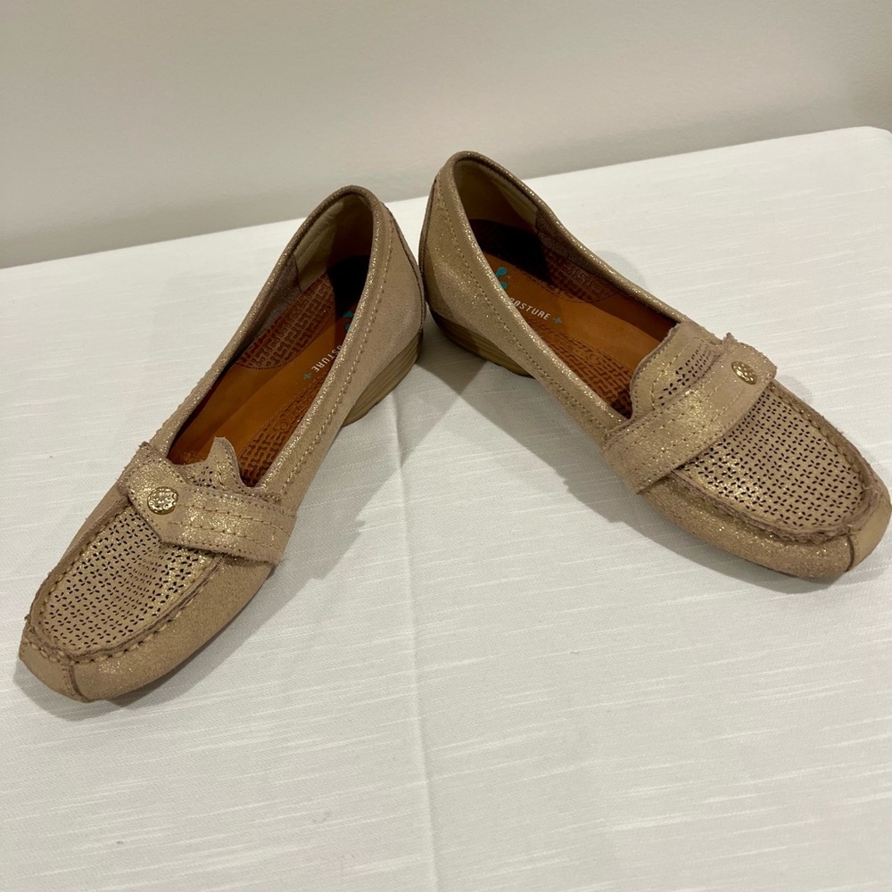 Baretraps Oakes loafers leather Size 7.5 creamy color - Picture 4 of 7